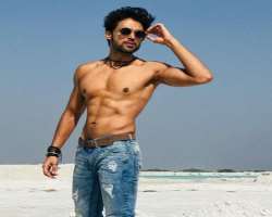 He spends hours at the gym to maintain his looks which is very necessary to make a career in show business.